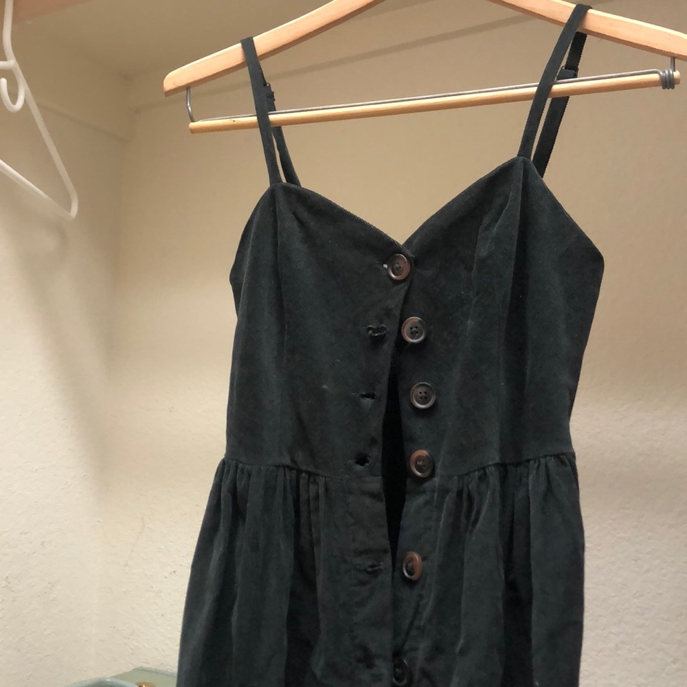 UO button up dress in forest green corduroy❤️❤️